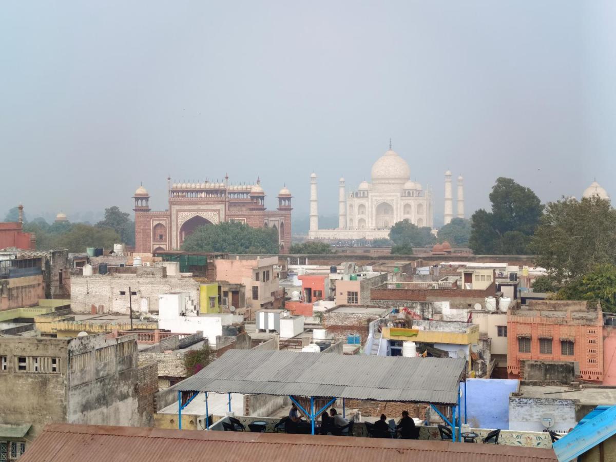 Hotel India Inn Walking Distance From Taj Mahal-- Rooftop Taj Mahal View Agra  Exterior photo